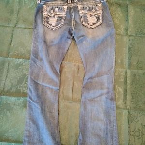 Rock Revival sz 28